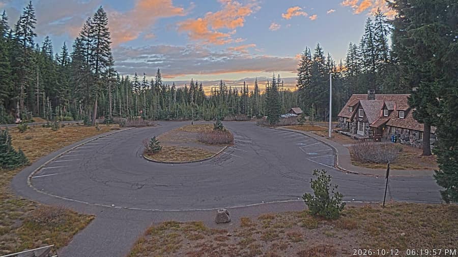 Crater Lake: Steel Information Center