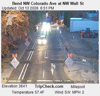 Bend NW Colorado Ave at NW Wall St