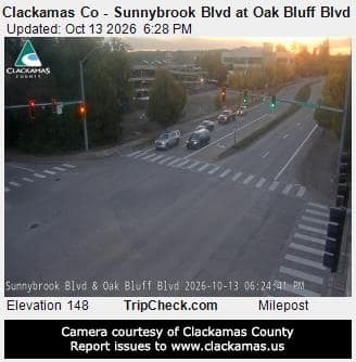 Clackamas Co - Sunnybrook Blvd at Oak Bluff Blvd