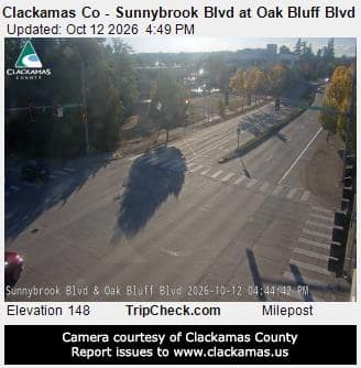 Clackamas Co - Sunnybrook Blvd at Oak Bluff Blvd