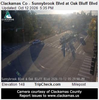 Clackamas Co - Sunnybrook Blvd at Oak Bluff Blvd
