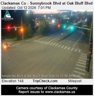 Clackamas Co - Sunnybrook Blvd at Oak Bluff Blvd