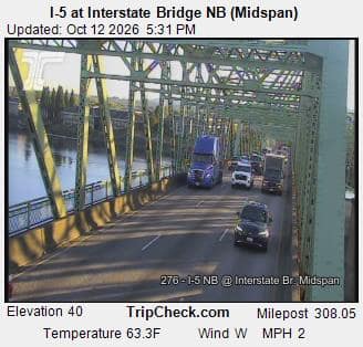 I-5 at Interstate Bridge NB, midspan
