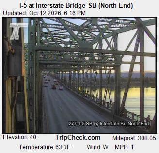 I-5 at Interstate Bridge SB, north end
