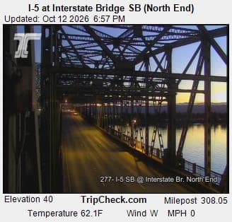 I-5 at Interstate Bridge SB, north end