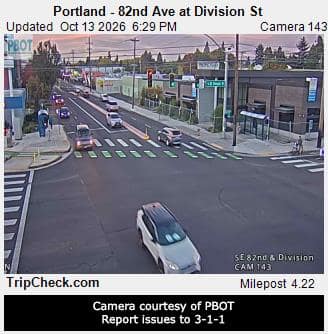 Portland - 82nd Ave at Division St