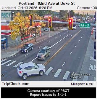 Portland - 82nd Ave at Duke St