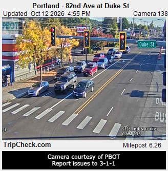 Portland - 82nd Ave at Duke St