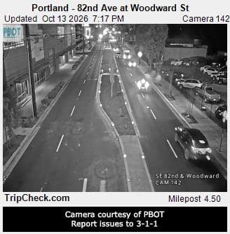 Portland - 82nd Ave at Woodward St