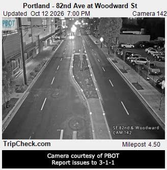 Portland - 82nd Ave at Woodward St