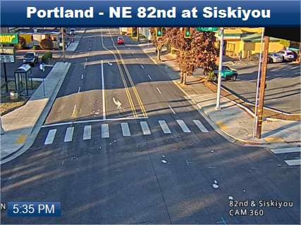 Portland - NE 82nd at Siskiyou
