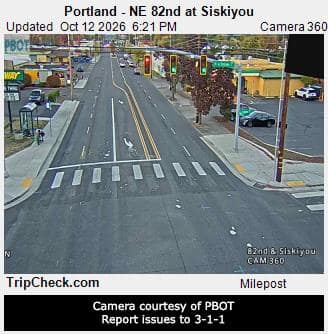 Portland - NE 82nd at Siskiyou