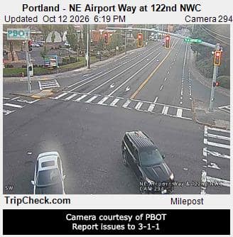 Portland - NE Airport Way at 122nd NWC