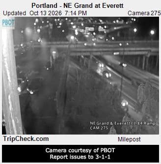 Portland - NE Grand at Everett