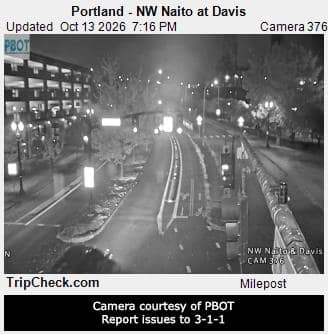 Portland - NW Naito at Davis