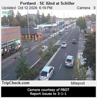 Portland - SE 82nd at Schiller