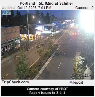 Portland - SE 82nd at Schiller