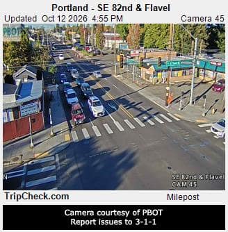 Portland - SE 82nd & Flavel