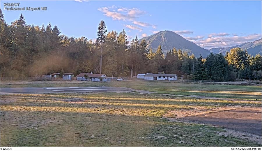 Packwood Airport Northeast