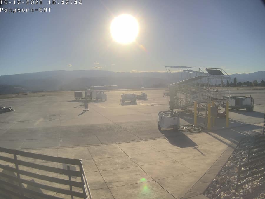 Pangborn Memorial Airport
